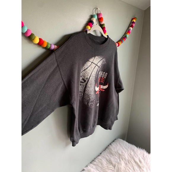 VTG 90s Salem Chicago Bulls crewneck - Picture 2 of 6